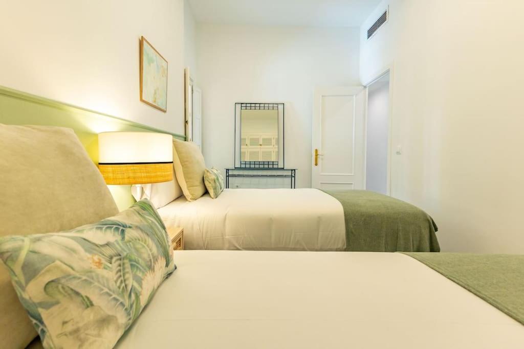 Conde Ibarra Deluxe By Valcambre Appartement Sevilla Buitenkant foto